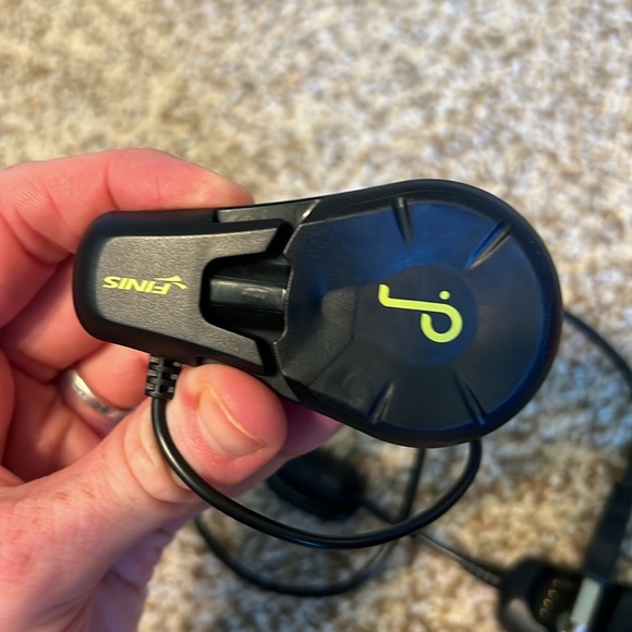 Finis underwater bone conduction headphones. - Picture 4 of 7
